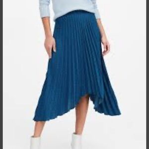 BANANA REPUBLIC Pleated Midi Skirt